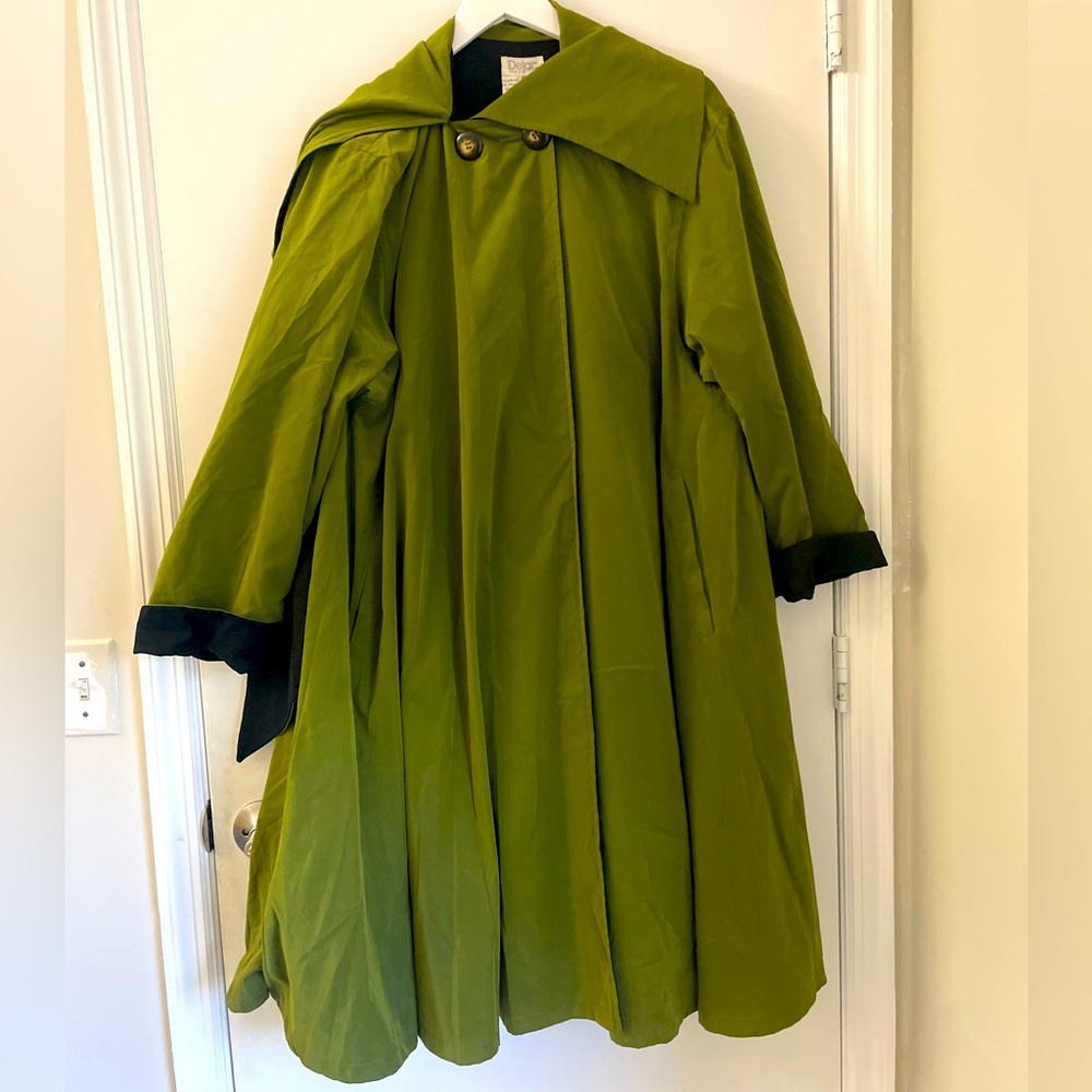 Dejac Paris Vintage Cape